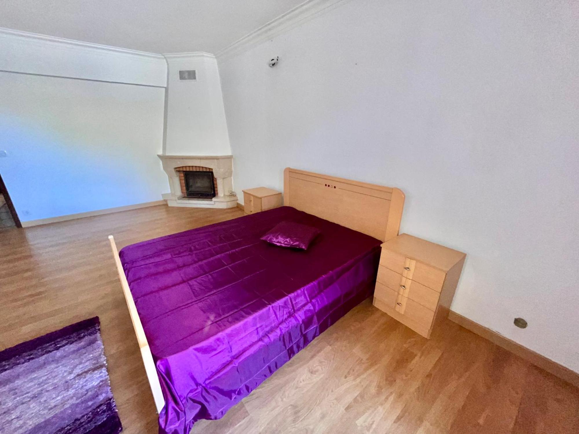Quarto Boa Localizacao Com Cozinha E Casa De Banho Apartment Caparica Bagian luar foto